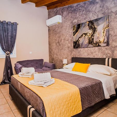 The Dreamhouse Athens Airport Apartment Artemida  Bagian luar foto